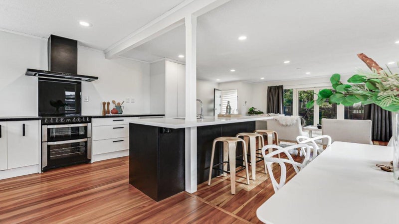 84 Newcastle Road, Dinsdale, Hamilton - Carousel 1