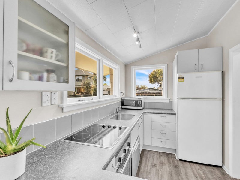 34 Fenhall Street, Russley, Christchurch - Carousel 2