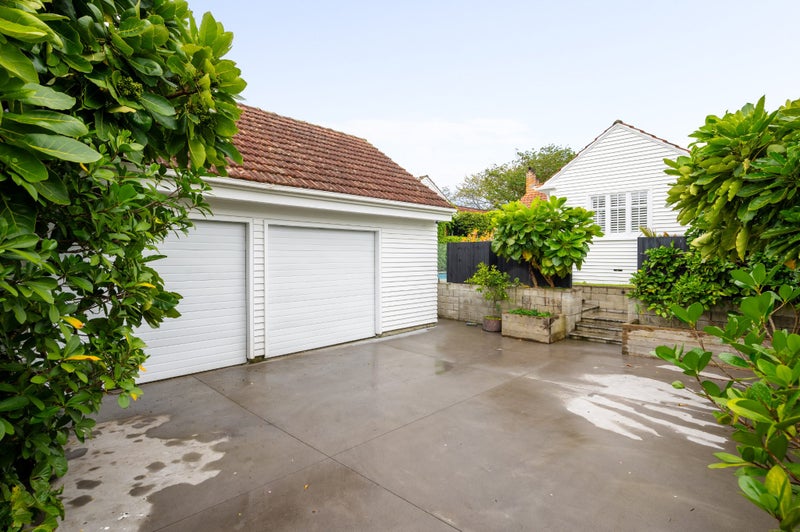 24 Clifton Road, Hamilton Central, Hamilton - Carousel 2