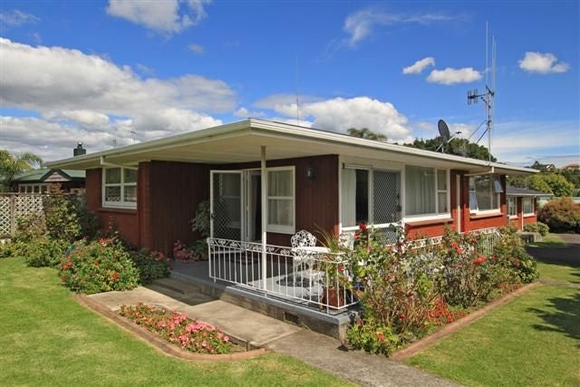 5A Goods Road, Otumoetai, Tauranga - Carousel 2