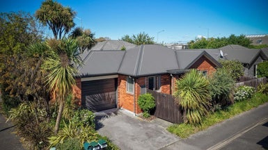 17 Picton Avenue, Riccarton, Christchurch - Carousel 1