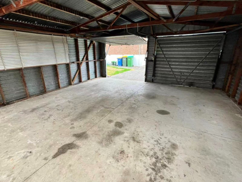 4 Justin Place, Te Atatu Peninsula, Auckland - Carousel 19