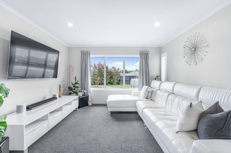 20 Teatree Close, Huntington, Hamilton - Carousel 2