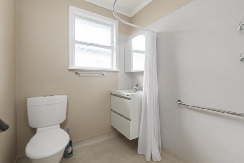 3/84A Linton Street, West End, Palmerston North - Carousel 8