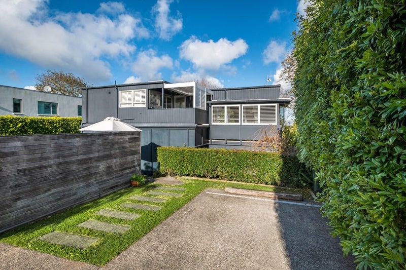 2/13 Waitemata Road, Hauraki, Auckland - Carousel 1