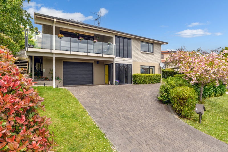 19 Victory Street, Welcome Bay, Tauranga - Carousel 1