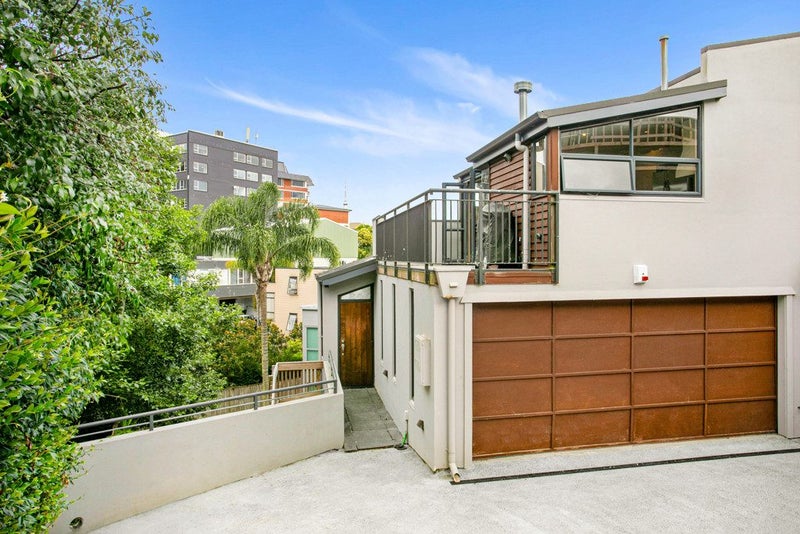 24 St Georges Bay Road, Parnell, Auckland - Carousel 1