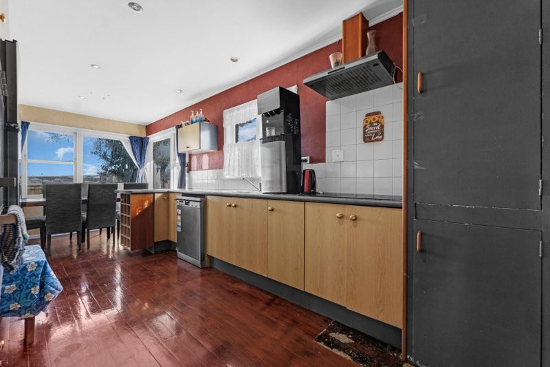 8 Braeburn Place, Takanini, Auckland - Carousel 2