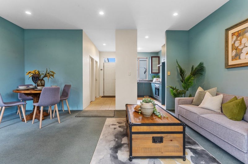 3/30 Fields Parade, Oteha, Auckland - Carousel 2