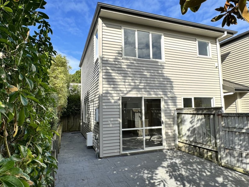 10D Trafalgar Street, Johnsonville, Wellington - Carousel 1