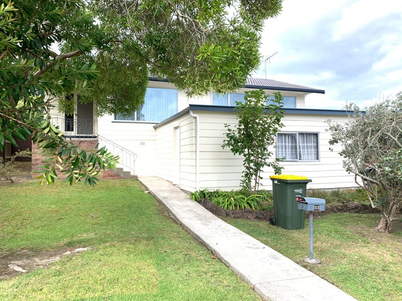 23 Salamanca Road, Sunnynook, Auckland - Carousel 1