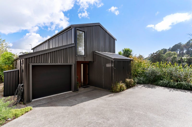 61B Holly Street, Avondale, Auckland - Carousel 1