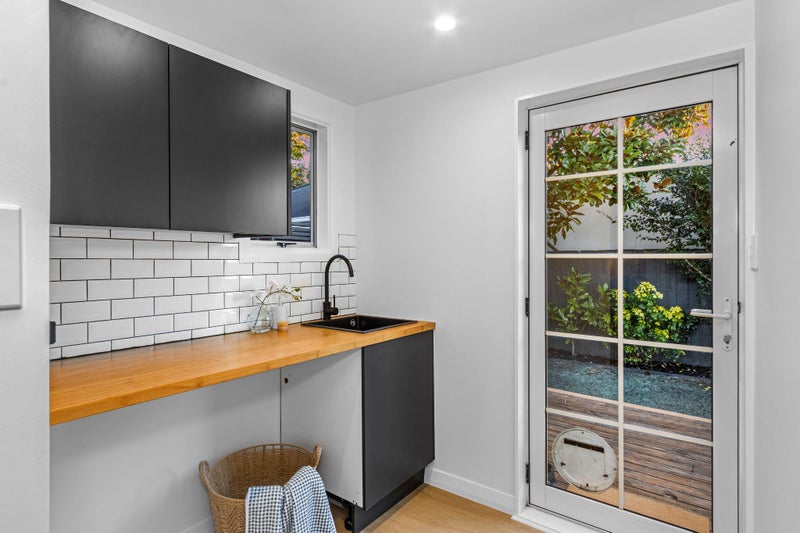 1/11 Kenwyn Avenue, St Albans, Christchurch - Carousel 13