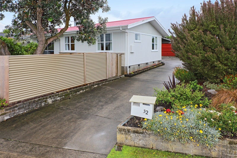 32 Plunket Street, Tamatea, Napier - Carousel 13