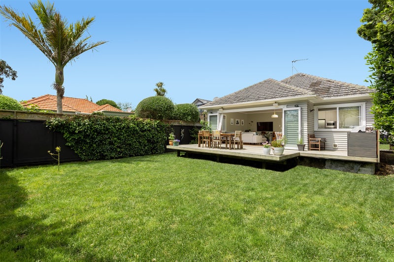 46 Cambourne Road, Sandringham, Auckland - Carousel 1