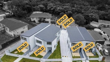 37E West Harbour Drive, West Harbour, Auckland - Carousel 1