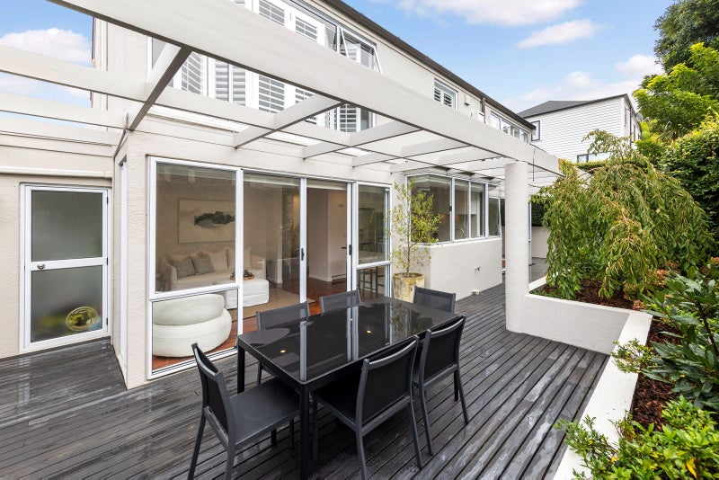 6 Hiriri Avenue, Remuera, Auckland - Carousel 1