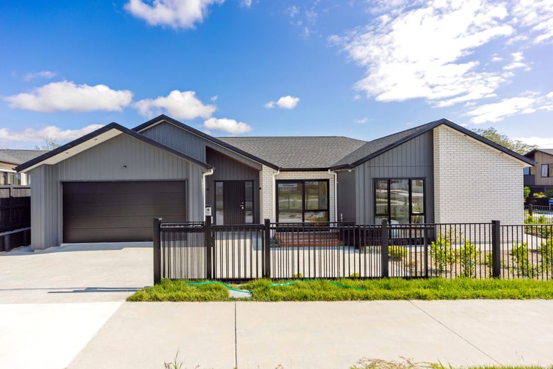 2 Bruce MacGregor Lane, Puhoi, Warkworth - Carousel 1