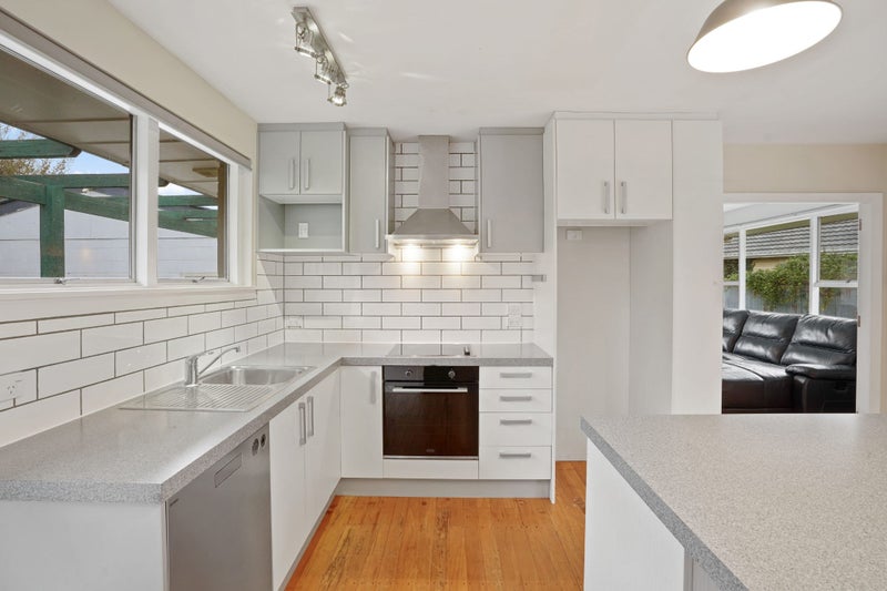 97 Warren Crescent, Hillmorton, Christchurch - Carousel 2