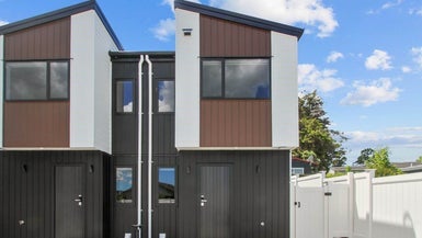 17D Midgley Road, West Harbour, Auckland - Carousel 1