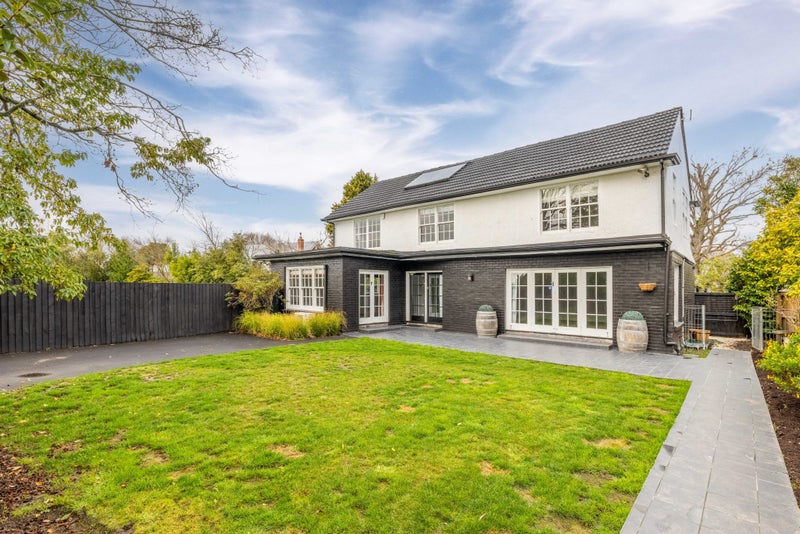 68 Innes Road, St Albans, Christchurch - Carousel 1