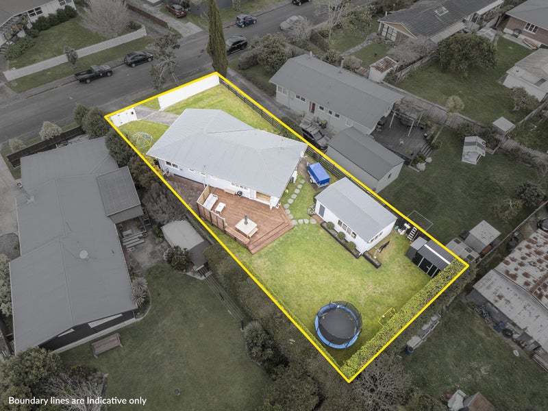 4 Clinton Avenue, Te Atatu Peninsula, Auckland - Carousel 17