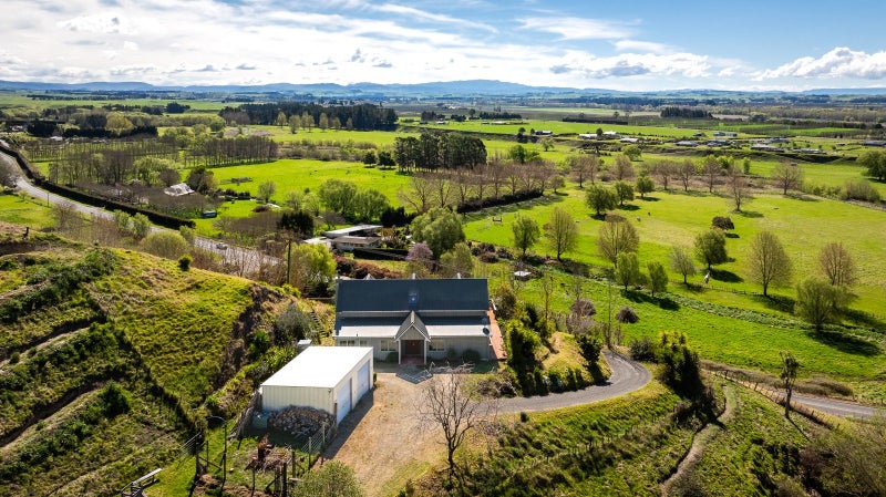 3641 State Highway 50, Hastings - Carousel 2