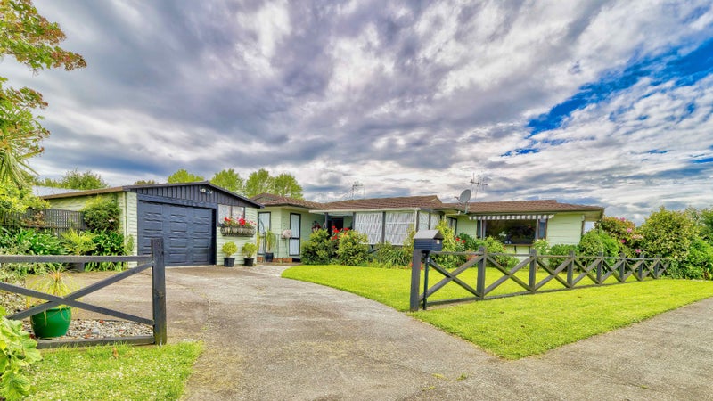 2 Fleetwood Crescent, Flaxmere, Hastings - Carousel 1