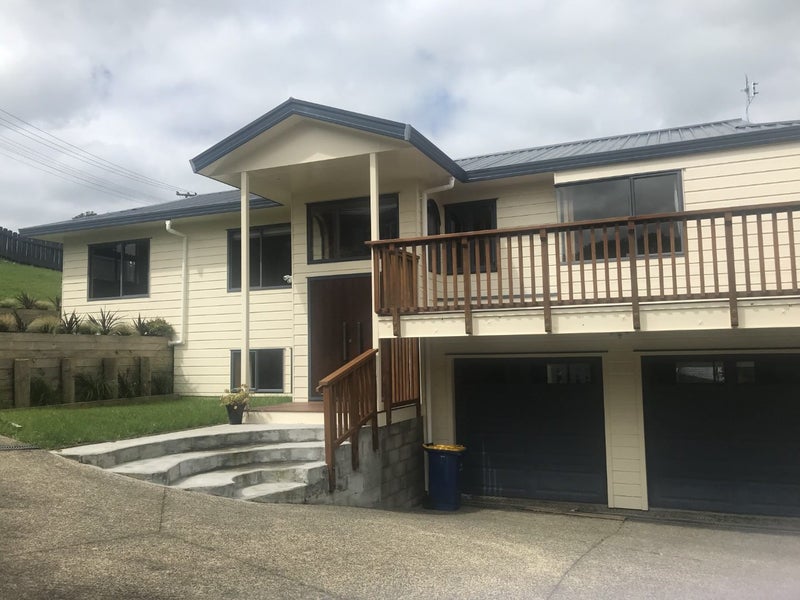 123 Luckens Road, West Harbour, Auckland - Carousel 1