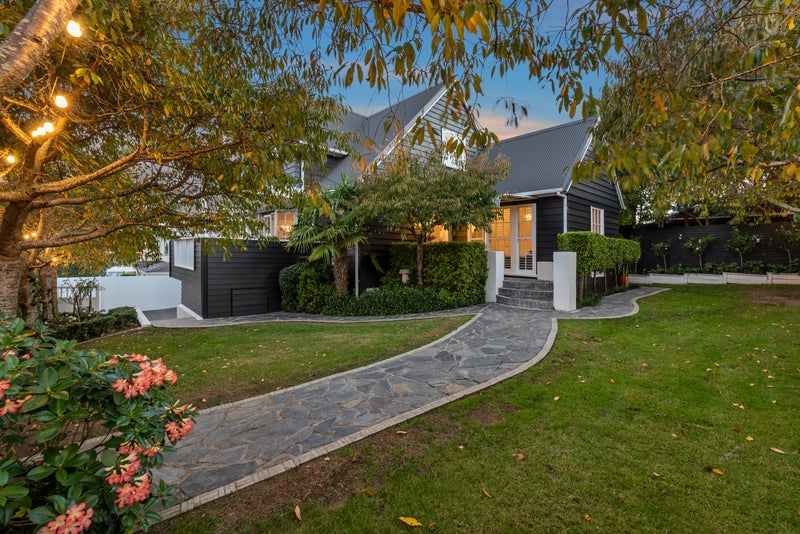 18 Campbell Road, Takapuna, Auckland - Carousel 1