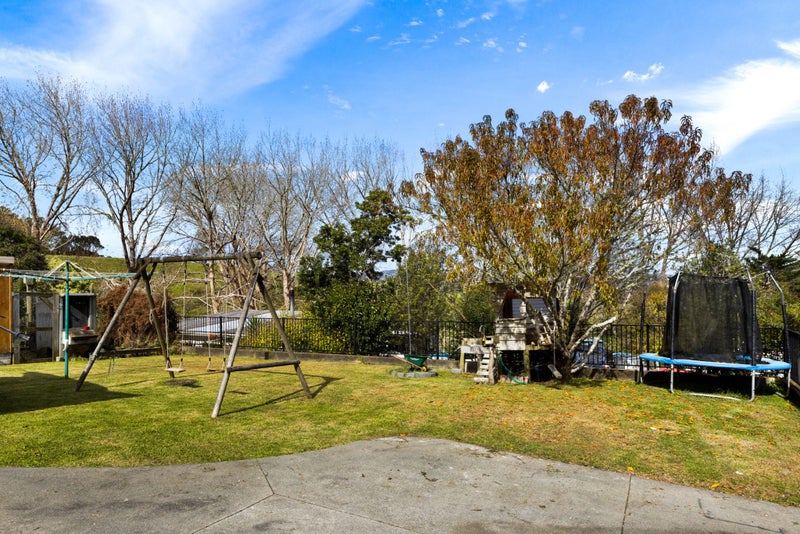 18 Matheson Bay Road, Leigh, Leigh - Carousel 2