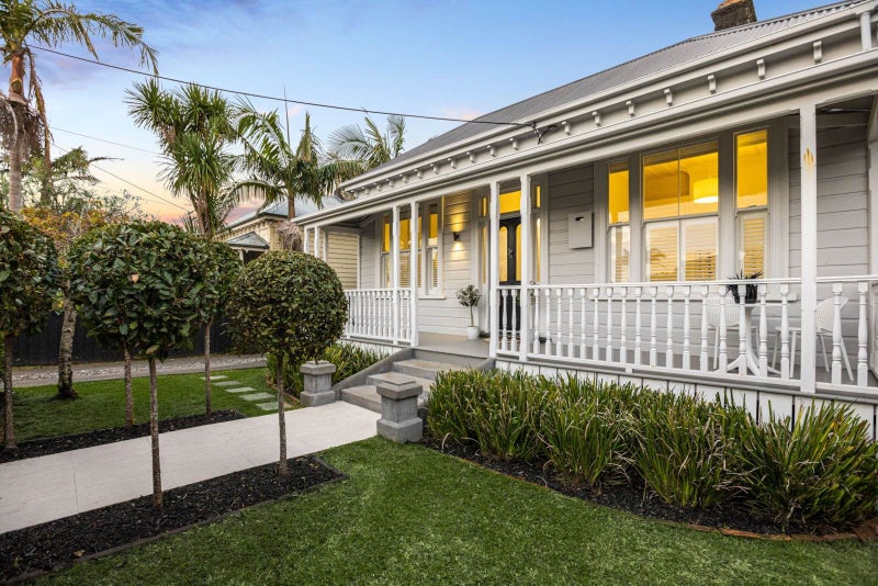 106 Victoria Road, Devonport, Auckland - Carousel 1