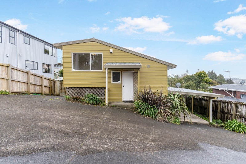 1/139 Rangatira Road, Beach Haven, Auckland - Carousel 17