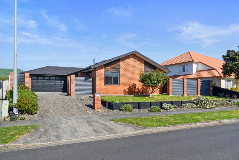 62 Regent Drive, Paraparaumu Beach, Paraparaumu - Carousel 21