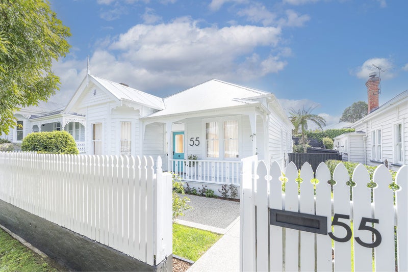55 King Edward Street, Sandringham, Auckland - Carousel 1