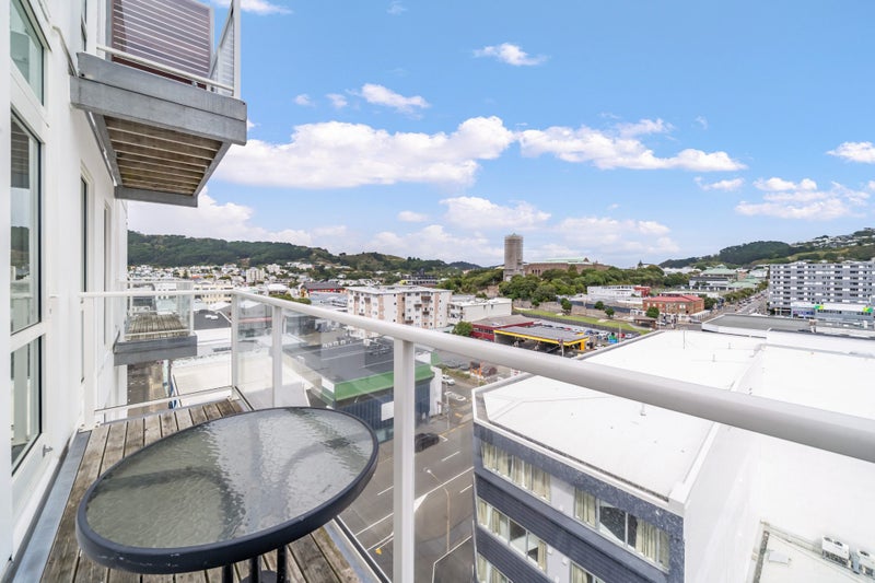 1002/170 Taranaki Street, Te Aro, Wellington - Carousel 2