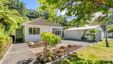126 Hine Road, Wainuiomata, Lower Hutt - Carousel 1