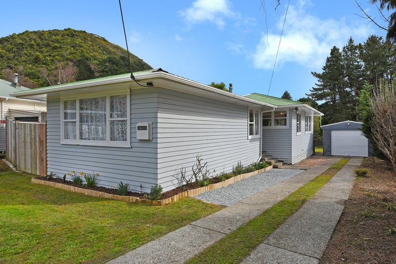 18 Maymorn Road, Te Marua, Upper Hutt - Carousel 1