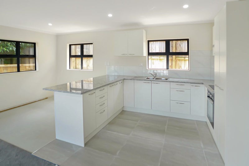 10A McLennan Road, Mount Wellington, Auckland - Carousel 2