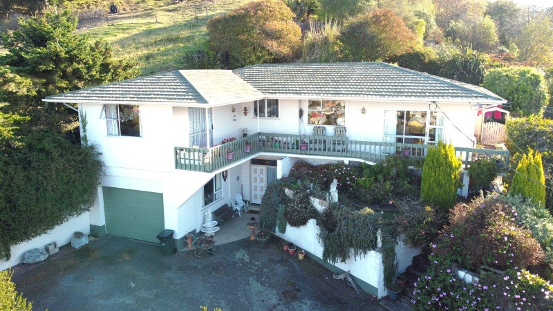 27 Forth Street, Oamaru North, Oamaru - Carousel 1