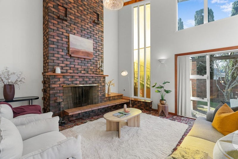 4 Miller Road, Mangere Bridge, Auckland - Carousel 1