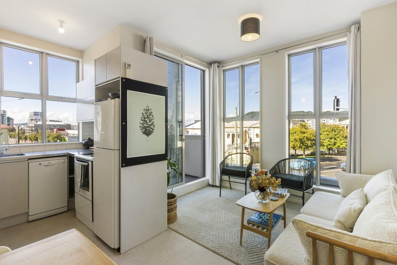 31 Karo Drive, Te Aro, Wellington - Carousel 2