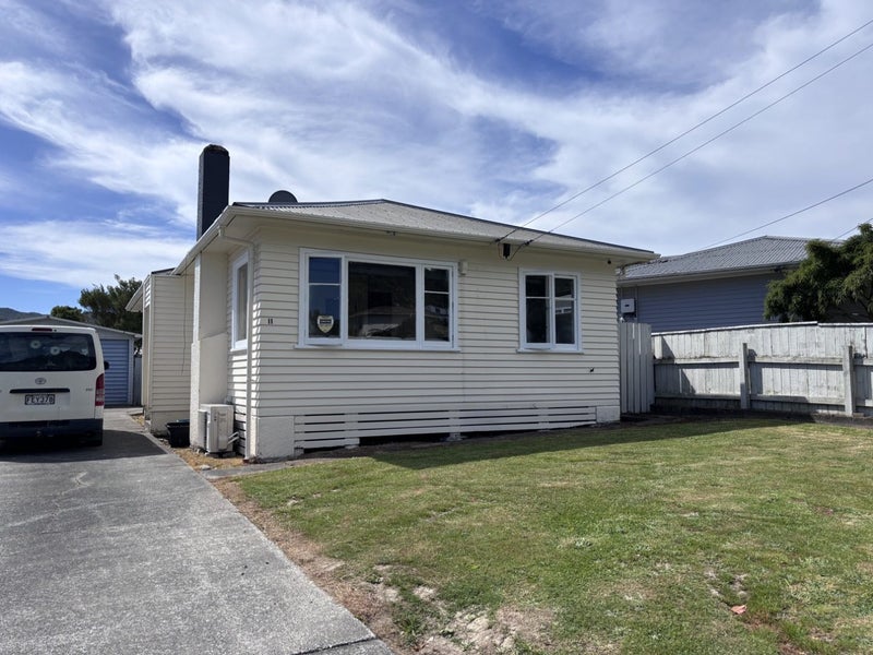 11 Thirlmere Street, Wainuiomata, Lower Hutt - Carousel 1