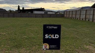 32 Greenway Crescent, Hope, Richmond - Carousel 1