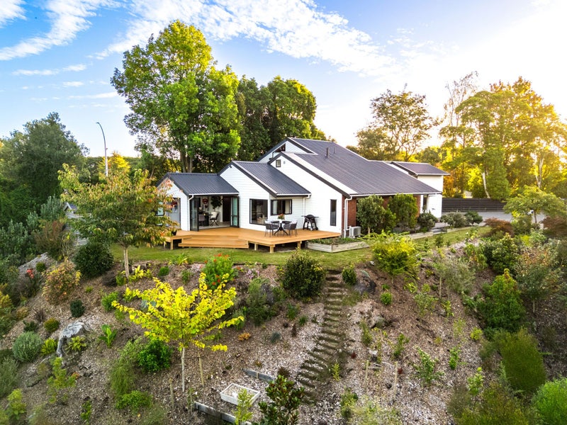 322 Hukanui Road, Queenwood, Hamilton - Carousel 1