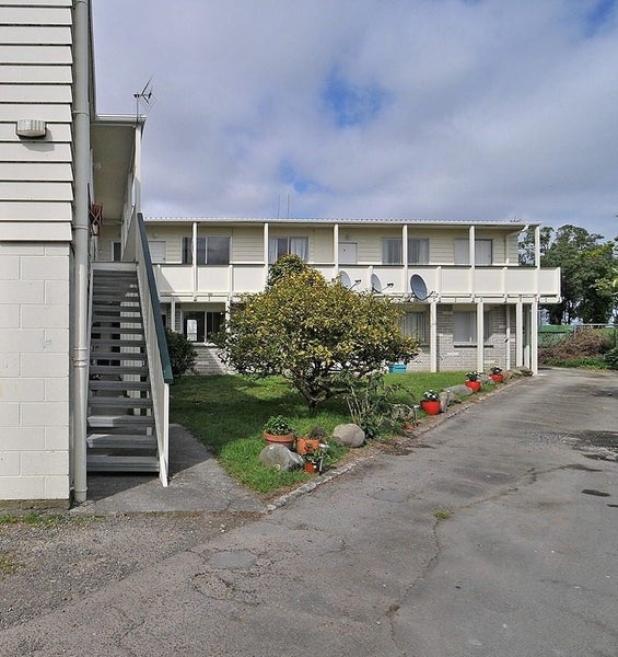 3/19 Pirie Crescent, Moera, Lower Hutt - Carousel 2