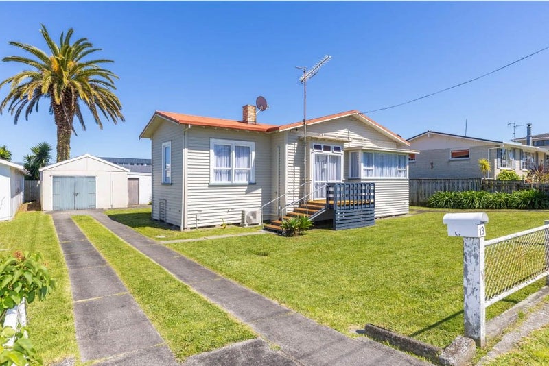 13 Hakanoa Street, Huntly, Huntly - Carousel 1