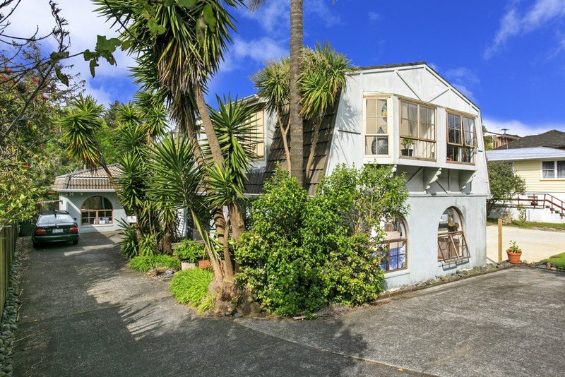 6 Burns Avenue, Takapuna, Auckland - Carousel 2