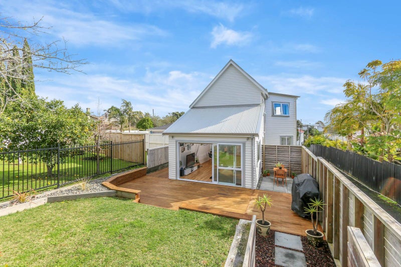1/70 Wellpark Avenue, Grey Lynn, Auckland - Carousel 2
