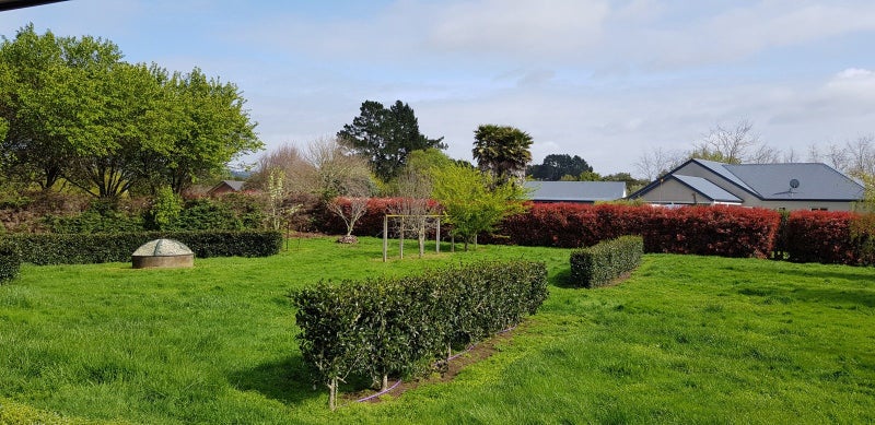 11 Genevieve Way, Whatawhata - Carousel 2